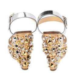 مملوكة مسبقًا Christian Louboutin Metallic Silver Leather And Fabric Studded Almeria Cork Wedge Sandals Size 38