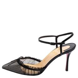 مملوكة مسبقًا Christian Louboutin Black Lace and Leather Travalata Pointed-Toe Sandals Size 39.5