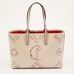 Pre Owned حقيبة تسوق كريستيان لوبوتان كاباتا جلد بيج صغيرة مثقبة بمسامير