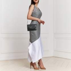 مملوكة مسبقًا Christian Louboutin Loubi54 Small Black Leather Shoulder Bag