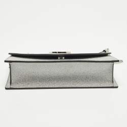 مملوكة مسبقًا حقيبة كلاتش كريستيان لوبوتان لوبي 54 جلد فضية براقة