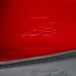مملوكة مسبقًا Christian Louboutin Loubi54 Black Patent Leather Wallet On Chain
