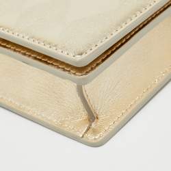 مملوكة مسبقًا Christian Louboutin Bettina Gold Leather Chain Clutch