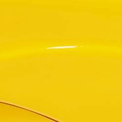 مملوكة مسبقًا Christian Louboutin Yellow Patent Leather So Kate Clutch