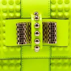 مملوكة مسبقًا Christian Louboutin Neon Yellow Leather Mini Spiked Sweet Charity Crossbody Bag