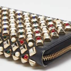مملوكة مسبقًا Christian Louboutin Black Leather Spikes Panettone Zip Around Wallet