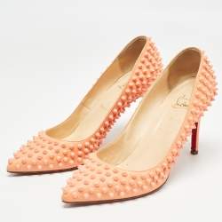 مملوكة مسبقًا Christian Louboutin Light Orange Leather Pigalle Spikes Pumps Size 40