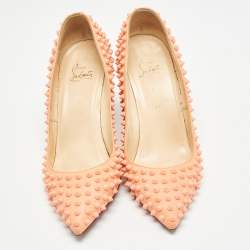 مملوكة مسبقًا Christian Louboutin Light Orange Leather Pigalle Spikes Pumps Size 40