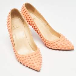 مملوكة مسبقًا Christian Louboutin Light Orange Leather Pigalle Spikes Pumps Size 40