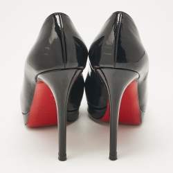 مملوكة مسبقًا Christian Louboutin Black Patent Leather Simple Pumps Size 37