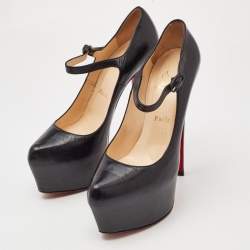 مملوكة مسبقًا Christian Louboutin Black Leather Lady Daf Mary Jane Pumps Size 39