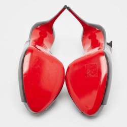 مملوكة مسبقًا حذاء كعب عالي كريستيان لوبوتان هوت تشيك جلد ثنائي اللون لامع بحزام للكاحل مقاس 41