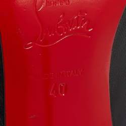مملوكة مسبقًا Christian Louboutin Black Leather Ankle Strap Pumps Size 40