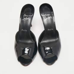 مملوكة مسبقًا صندل كريستيان لوبوتان جلد لامع أسود مي دولي سلايد مقاس 39
