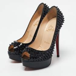 مملوكة مسبقًا حذاء كعب عالي كريستيان لوبوتان جلد أسود لامع سبيك ليدي بيب مقاس 35