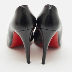 مملوكة مسبقًا Christian Louboutin Black Leather New Simple Pumps Size 40