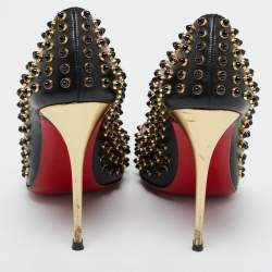مملوكة مسبقًا Christian Louboutin Black Leather Pigalle Spikes Pumps Size 38.5
