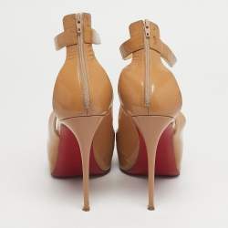 Pre Owned صندل كريستيان لوبوتان روزي فتح الكعب نعال سميكة جلد لامع بيج مقاس 39