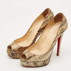 مملوكة مسبقًا Christian Louboutin Lady Peep Size 37 Green Python Leather Platform Pumps