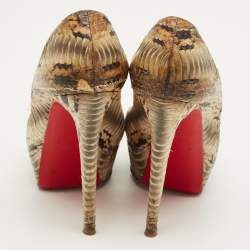 مملوكة مسبقًا Christian Louboutin Lady Peep Size 37 Green Python Leather Platform Pumps