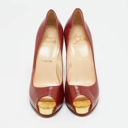 مملوكة مسبقًا Christian Louboutin Size 38.5 Red Karung Leather Platform Peep Toe Pumps