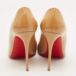 مملوكة مسبقًا حذاء كعب عالي كريستيان لوبوتان مقدمة مدببة جلد لامع أزرق بحري مقاس 37