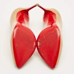 مملوكة مسبقًا حذاء كعب عالي كريستيان لوبوتان مقدمة مدببة جلد لامع أزرق بحري مقاس 37