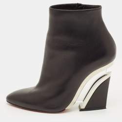 Pre Owned Christian Louboutin Levitibootie Size 39 Black Leather Ankle Length Boots