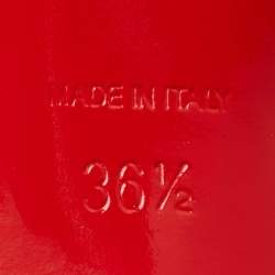 مملوكة مسبقًا حذاء كعب عالي كريستيان لوبوتان بريجاندي سبايك جلد لامع كريمي وبي في سي رباط خلفي مقاس 36.5