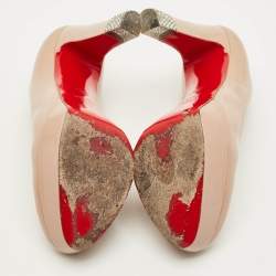 Pre Owned الحذاء ذو الكعب العالي كريستيان لوبوتان جلد لامع بيج مع نعل سميك مقاس 38.5