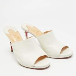 مملوكة مسبقًا Christian Louboutin Submuline Size 39 White Leather Mules