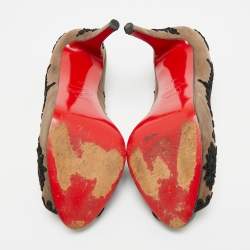 مملوكة مسبقًا Christian Louboutin Very Prive Size 39 Grey/Black Suede and Lace Embroidered Peep Toe Pumps