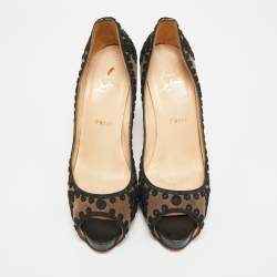 مملوكة مسبقًا Christian Louboutin Very Prive Size 39 Grey/Black Suede and Lace Embroidered Peep Toe Pumps