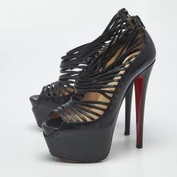 Pre Owned صندل كريستيان لوبوتان زولو شرائط جلد ثعبان وشعر مهر متعدد الألوان مقاس 40