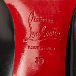 مملوكة مسبقًا حذاء بوت يصل إلى الركبة كريستيان لوبوتان توبا 70 أبل و جلد أسود مقاس 39