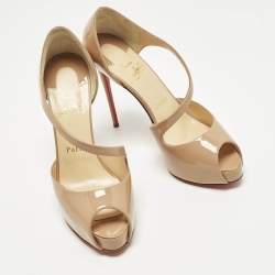 مملوكة مسبقًا Christian Louboutin Size 37.5 Beige Patent Leather Catchy Two Peep-Toe Pumps