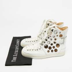 مملوكة مسبقًا Christian Louboutin Alfibully Size 39 White Leather and Metal High Top Sneakers