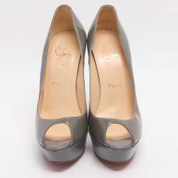 Pre Owned حذاء كعب عالي كريستيان لوبوتان "بانانا" جلد لامع أرجواني بصبعة حمراء نعل سميك مقاس 37.5