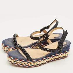 مملوكة مسبقًا Christian Louboutin Pyraclou Size 40 Multicolor Denim and Leather Studded Ankle Strap Platform Sandals