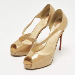 مملوكة مسبقًا Christian Louboutin Catchy Two Size 39 Beige Patent Leather Peep Toe Pumps
