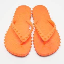 مملوكة مسبقًا Christian Louboutin Super Loubi Size 42 Orange Rubber Flat Slides
