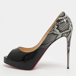 مملوكة مسبقًا حذاء كعب عالي كريستيان لوبوتان نيو فيري بريف جلد ثعبان أسود/رمادي لامع مقدمة مفتوحة مقاس 42