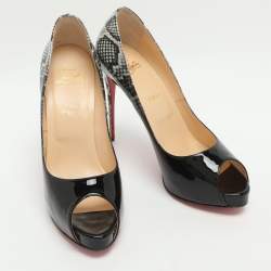 Pre Owned حذاء كعب عالي كريستيان لوبوتان نيو فيري بريف جلد ثعبان أسود/رمادي لامع مقدمة مفتوحة مقاس 42