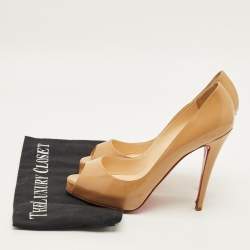 Pre Owned حذاء كعب عالي كريستيان لوبوتان جلد بيج لامع مقدم مفتوحة مقاس 39