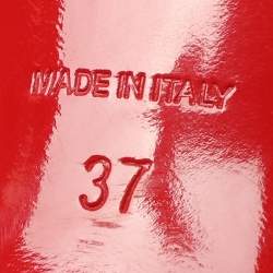 Pre Owned Christian Louboutin Size 37 Beige Patent Leather Pumps