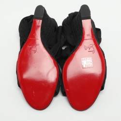 Pre Owned صندل كريستيان لوبوتان ميليدس دي ديزرت ساتان أسود بكعب إسفين مقاس 39