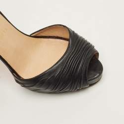 Pre Owned حذاء كريستيان لوبوتان أرماديلو دورسي جلد أسود مقاس 39