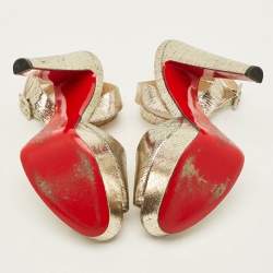 مملوكة مسبقًا صندل كريستيان لوبوتان نعل سميك سيور كاحل لولودانسينغ جلد منقوش لاميه ذهبي ميتالك مقاس 37.5