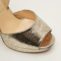 مملوكة مسبقًا صندل كريستيان لوبوتان نعل سميك سيور كاحل لولودانسينغ جلد منقوش لاميه ذهبي ميتالك مقاس 37.5