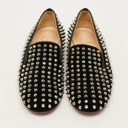 Pre Owned حذاء فلات كريستيان لوبوتان سبايكز رولربوي قطيفة أسود مقاس 39